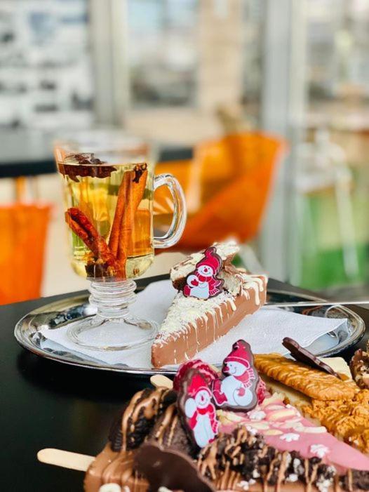 Hotel Aerocafe Partizánske Zewnętrze zdjęcie
