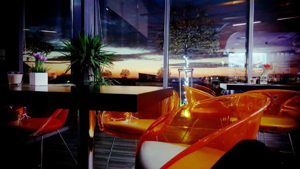 Hotel Aerocafe Partizánske Zewnętrze zdjęcie