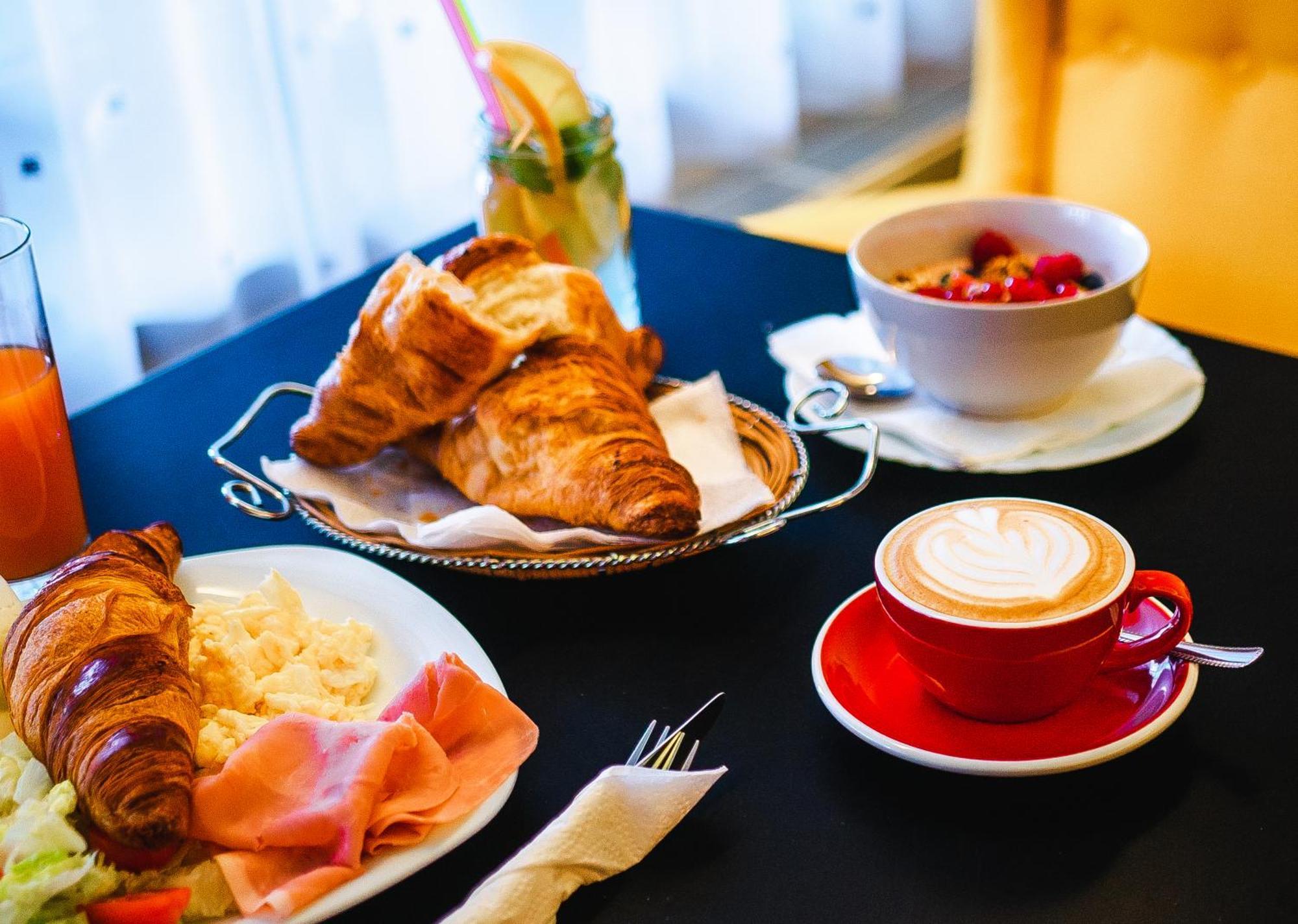 Hotel Aerocafe Partizánske Zewnętrze zdjęcie