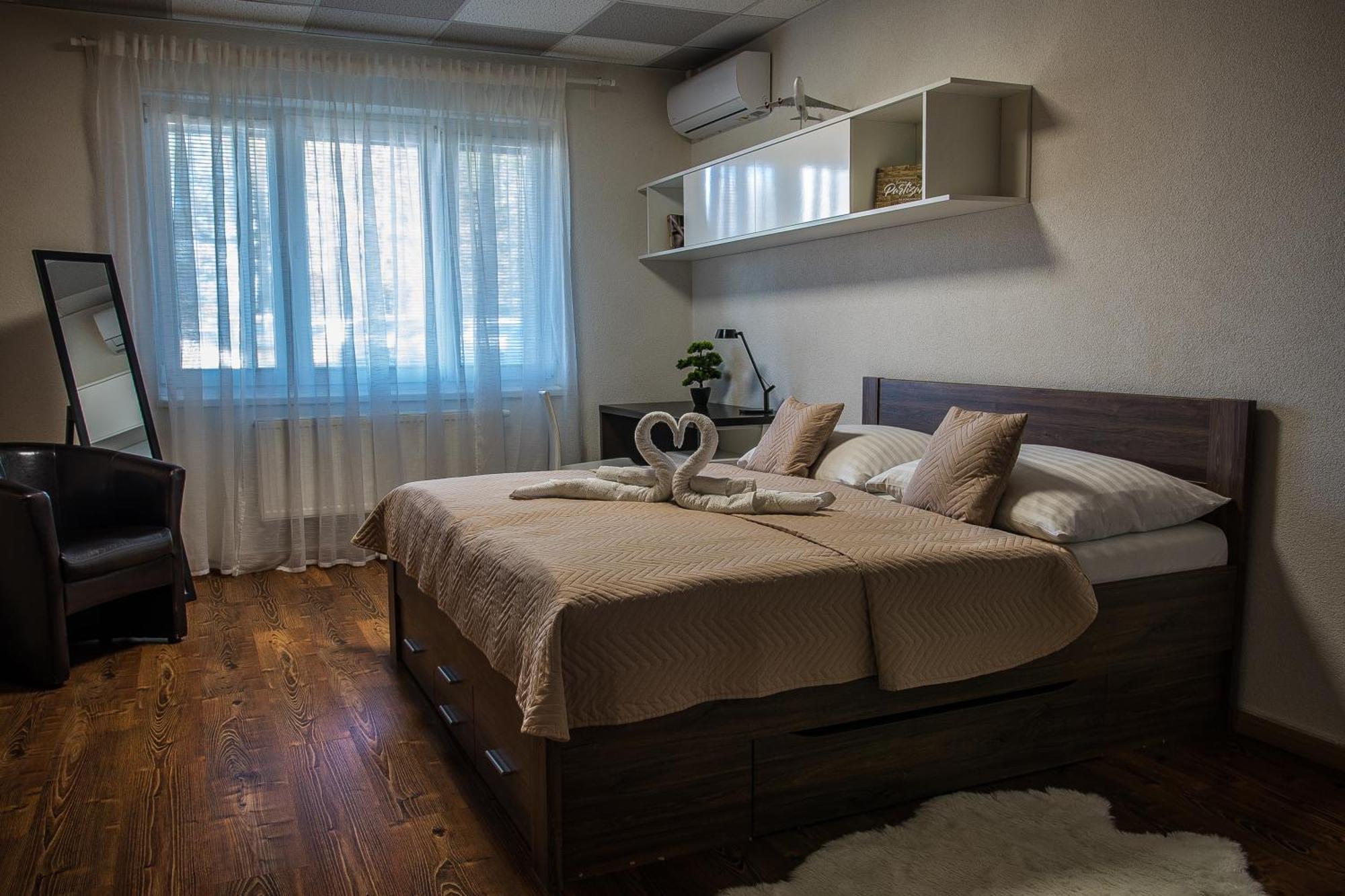 Hotel Aerocafe Partizánske Zewnętrze zdjęcie